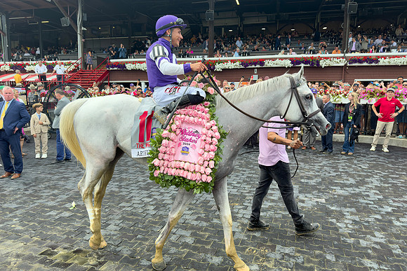 Arthur'sRideWhitney8-24FTK862